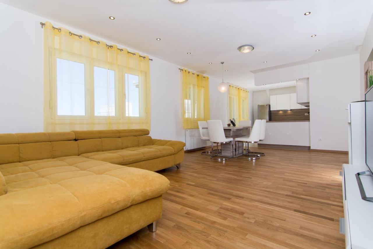 Apartments Ploka Okrug Gornji Zewnętrze zdjęcie